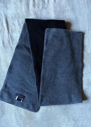 Флисовый двусторонний мужской шарф gant