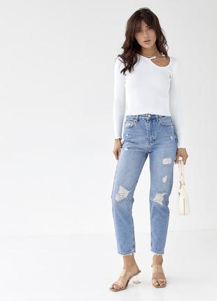 Женские рваные джинсы мом с высокой талией3 фото