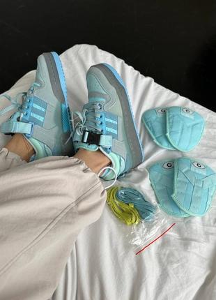 Трендовые кроссовки adidas forum x bad bunny blue tint голубые с серым6 фото