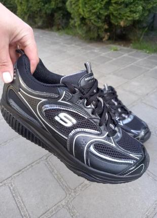 Skechers кроси