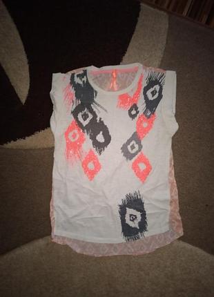 Вишукана футболка/блуза