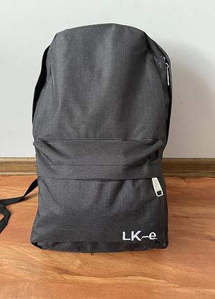 Рюкзак черный спортивный легкий