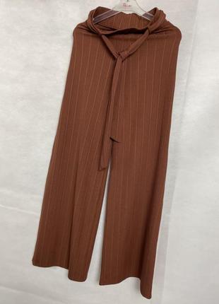 Брюки палаццо