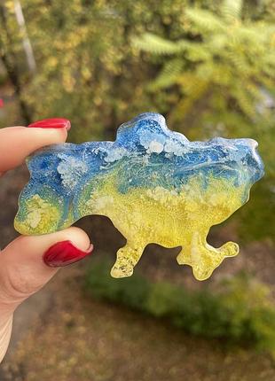 Патриотический магнит украином