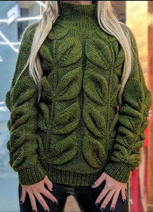 Жіночий в'язаний светр ручної роботи "мега-листя"