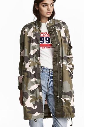 Парка цвета хаки в принт h&m