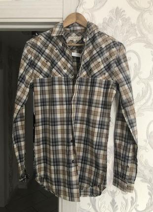 Стильна сорочка в клітку