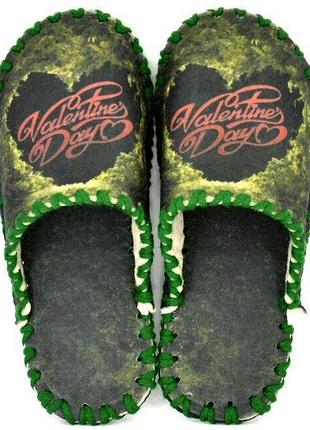 Мужские фетровые тапочки "valentine`s day", ручной работы, зеленые, 40/41, 26 см, фетр, осень/зима/весна