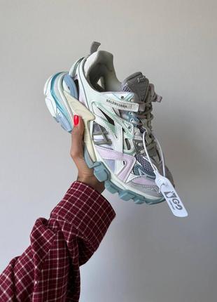 Жіночі кросівки топ 🥭