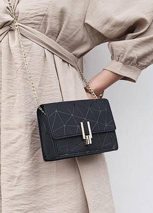 Модная женская мини сумочка клатч на цепочке черный2 фото