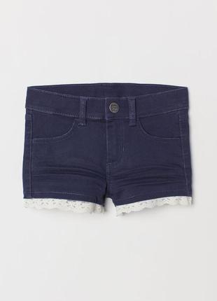 Шортики девочке с гипюровой вставкой 3/4 лет от h&m