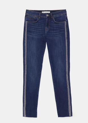 Красивые джинсы скинни  zara c лампасами камешками 36 р.1 фото