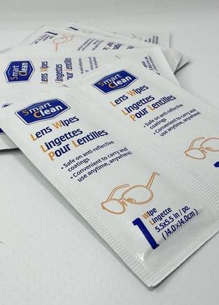 Волога серветка для очищення лінз окулярів в індивідуальній упаковці