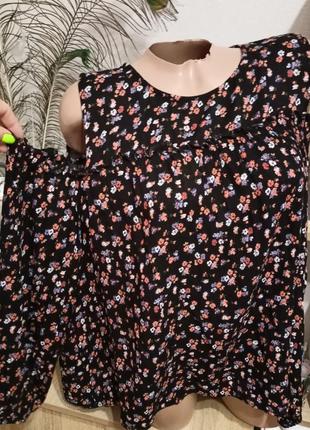 Летняя блуза рубашка с открытыми плечами в цветочек1 фото