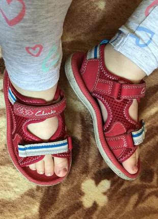 Босоножки clarks 7 (25 г.)