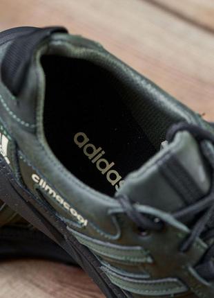 Якісні чоловічі кросівки з натуральної шкіри adidas terrex оливка4 фото