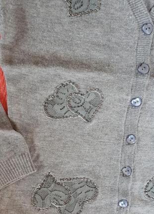 Кофта кардиган мягусенькая з сердечками перлинно сіра2 фото