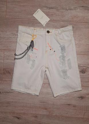 Джинсові шорти з ланцюжком, італія