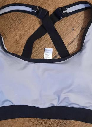 Спортивний топ відомого бренду, розмір м ,l