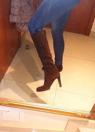Сапоги италия рпзмер 37 стелька 24 удобные шикарный замш