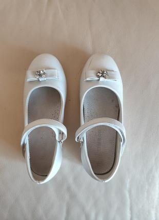 Туфли для девочки