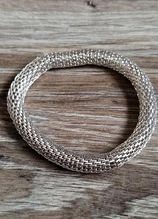 Браслет серебристый
