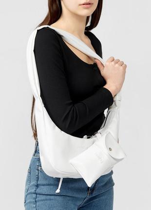 Женская сумка, компактная и удобная hobo - белая2 фото
