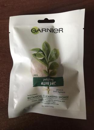 Конжаковый спонж garnier для очищения кожи лица