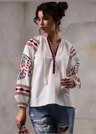 Вишиванка жіноча