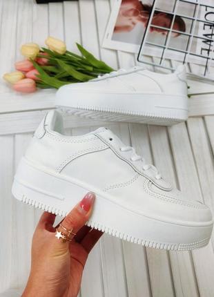 Снижка на последние размеры! крутые кроссовки в стиле форсов на высокой подошве. 2 вида