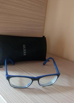 Продам мужские очки от известного бренда guess1 фото