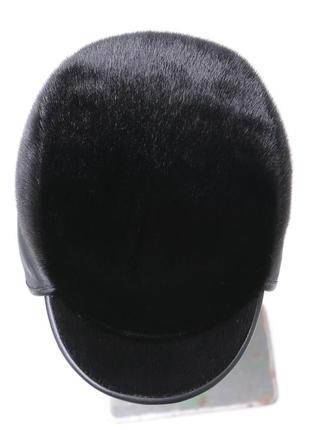 Черная мужская кепка из меха нерпы9 фото