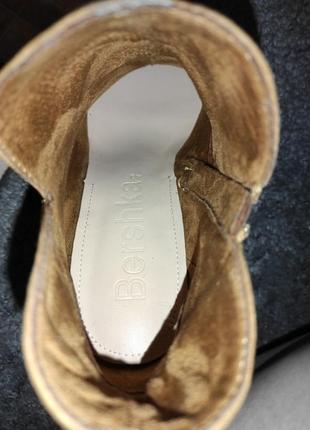 Стильні жіночі черевички тм bershka, 40розмір, замшеві ботильйони на стійкому каблуку