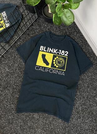 Футболка blink-182 мерч