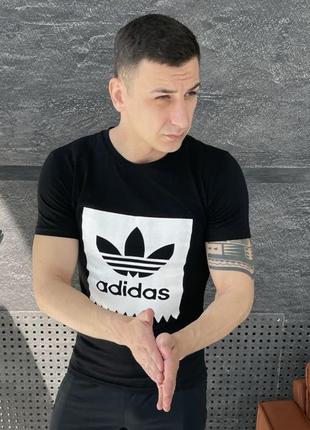 Чёрная мужская футболка adidas чоловіча чорні футболка адідас2 фото