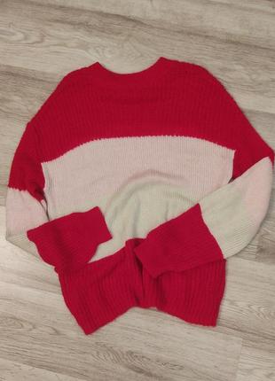 Акриловый свободный свитер в полоску