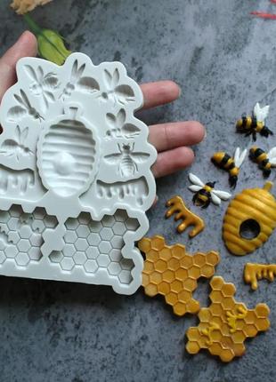 Молд силиконовый "пчела и соты" кондитерский - размер всего молда 13*11см1 фото
