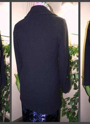 Двобортна модель приталеного крою темно синього кольору натуральне пальто від m & s5 фото