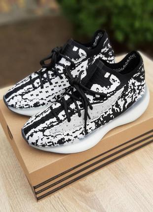 Кроссовки adidas yeezy boost 380 white black