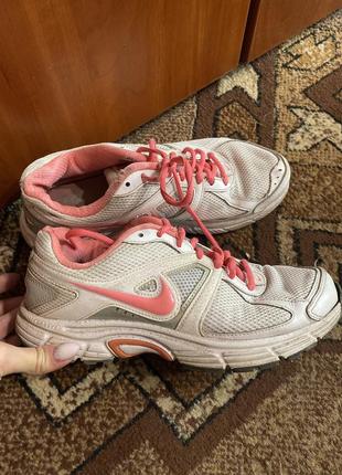 Кросівки nike