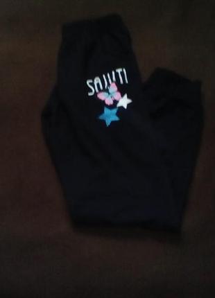 Модный костюм для девочки