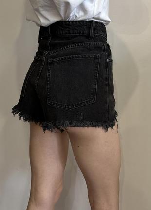 Zara новые черные шорты с высокой посадкой4 фото
