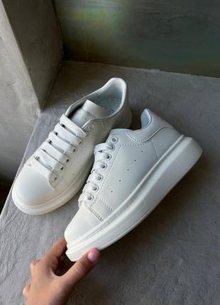 Женские кроссовки топ качество