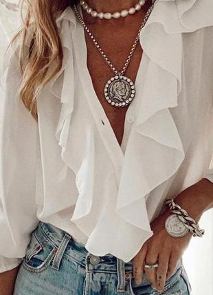 Біла бавовняна сорочка