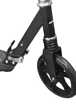 Двухколёсный самокат scooter 888 black для подростков складной с подножкой амортизатором (sku_7342-26550)3 фото