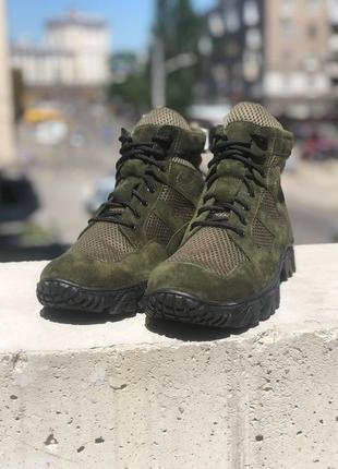 Літні чоловічі тактичні черевики оливи з замша з якісною підошвою і сіткою для військових зсу 452 фото