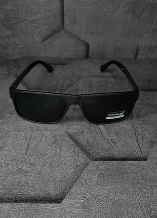 Сонцезахисні окуляри. чоловічі окуляри2 фото