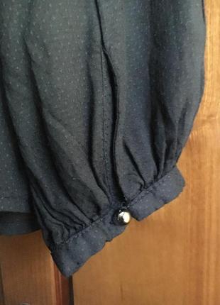 Чёрная вискозная блуза с рукавом5 фото