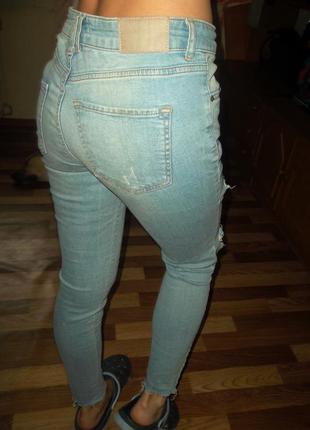 Рванные джинсы6 фото