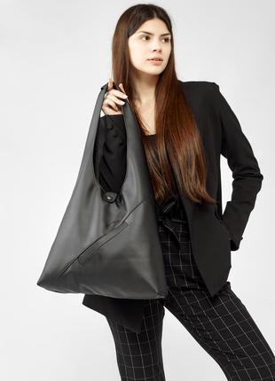 Женская сумка, вместительная и прочная sambag hobo - черная8 фото